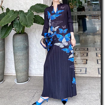 Жена плиссированное рокля-чонсам с V-образно деколте, през пролетта и лятото 2023 година в стил Шинуазри, дебнещ рокля от висок клас